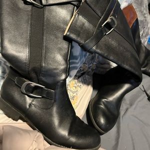 Black Knee high boots